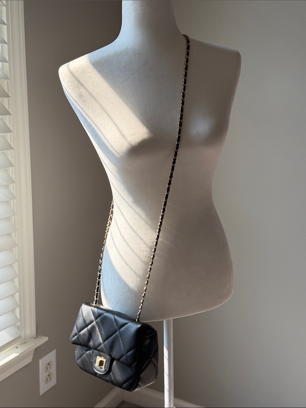 Black Quilted Crossbody Shoulder Bag with Chain Strap